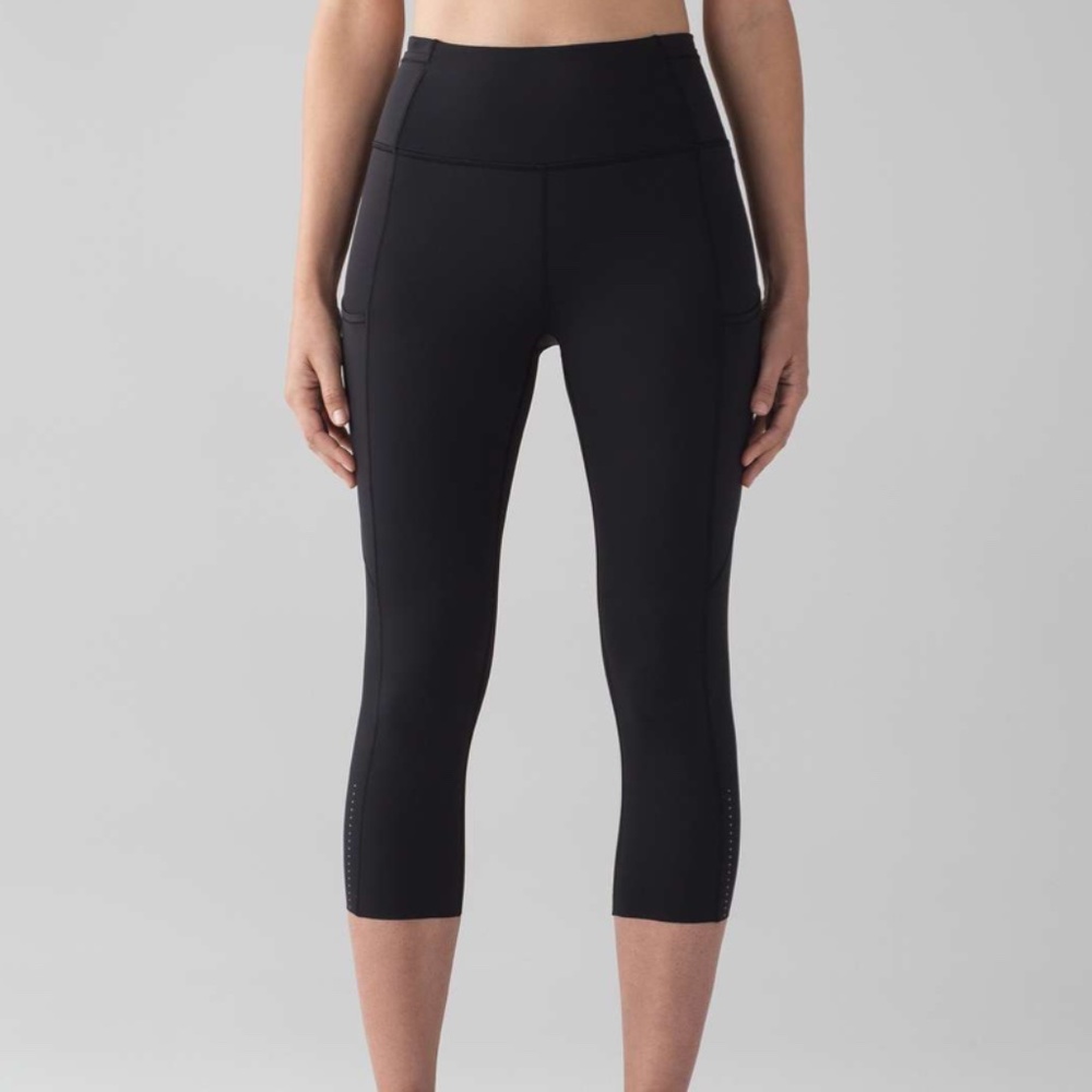 Lululemon Fast and Free Crop II 19"